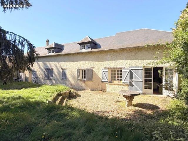 Maison 7 pièces 212 m²