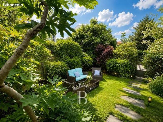 Maison 7 pièces 212 m²