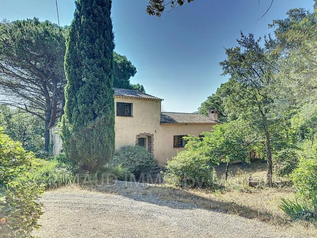 Maison 7 pièces 212 m²