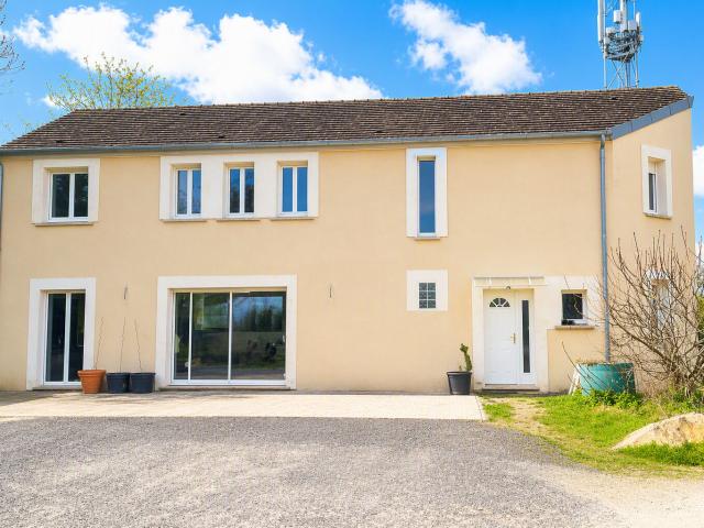 Maison 7 pièces 212 m²