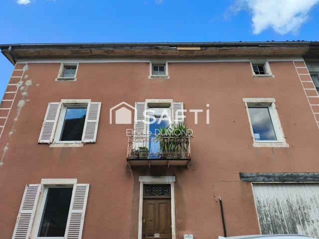 Maison 7 pièces 212 m²