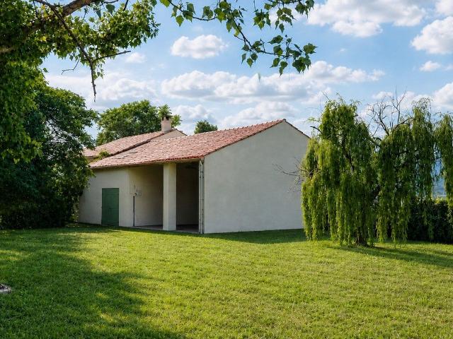 Maison 7 pièces 212 m²