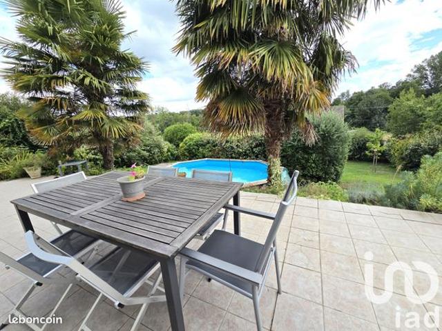 Maison 7 pièces 213 m²
