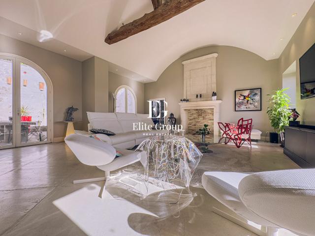 Maison 7 pièces 213 m²