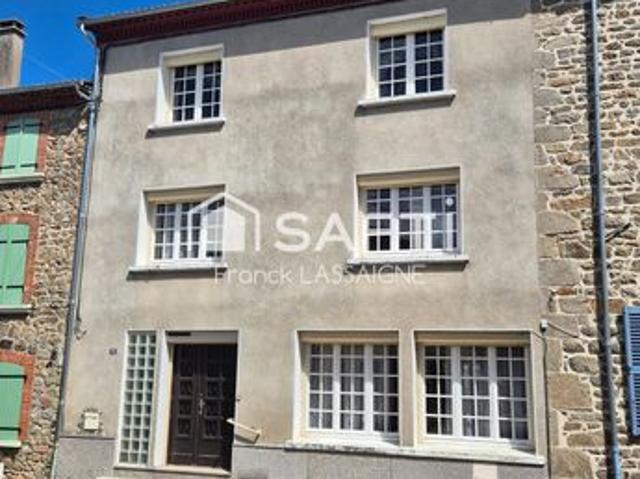 Maison 7 pièces 213 m²