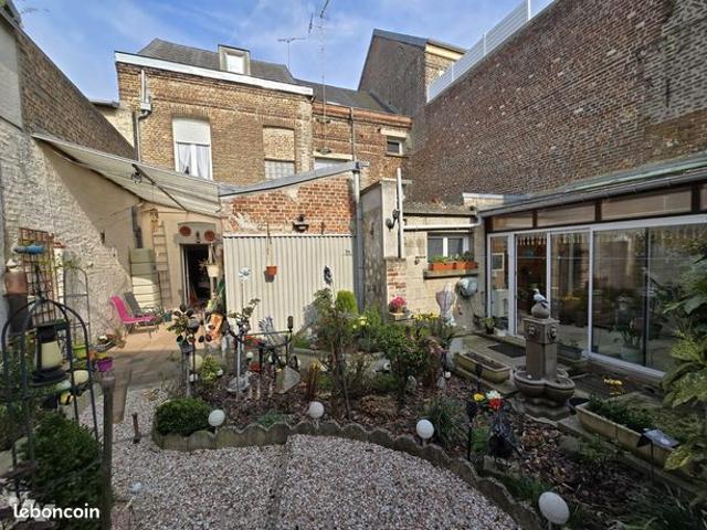 Maison 7 pièces 213 m²