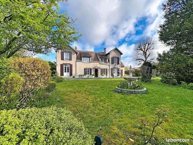 Maison 7 pièces 213 m²