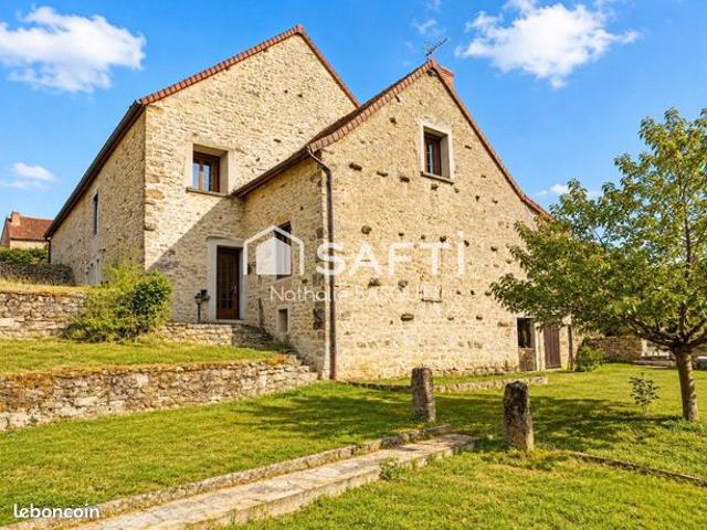 Maison 7 pièces 213 m²