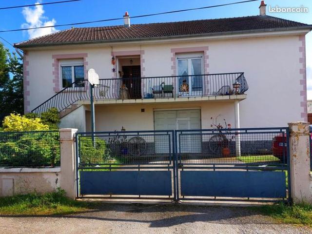 Maison 7 pièces 213 m²