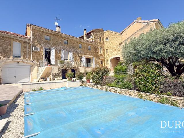 Maison 7 pièces 213 m²