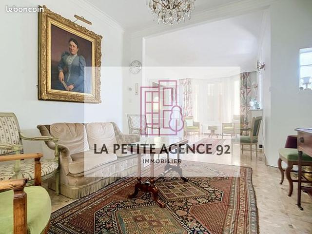 Maison 7 pièces 213 m²