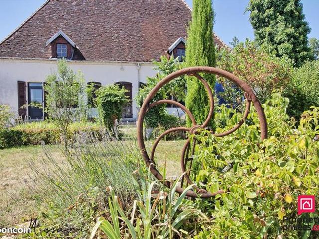 Maison 7 pièces 213 m²