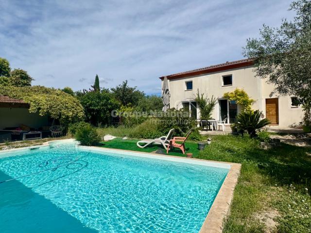 Maison 7 pièces 213 m²