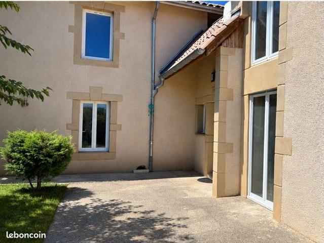 Maison 7 pièces 213 m²