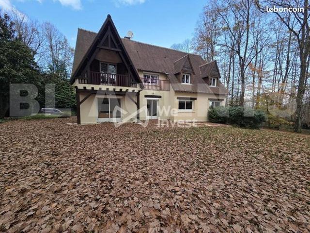 Maison 7 pièces 213 m²