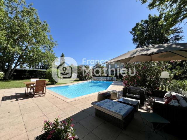 Maison 7 pièces 224 m2