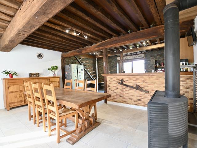 Maison 7 pièces 224 m²