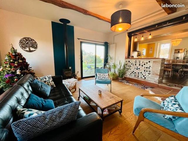 Maison 7 pièces 224 m²
