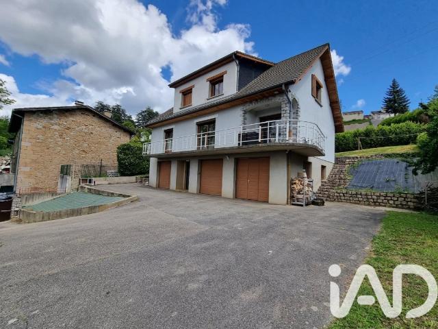Maison 7 pièces 224 m²