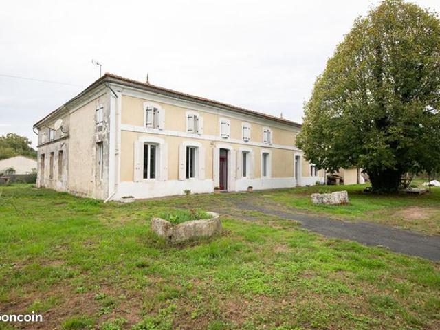 Maison 7 pièces 224 m²