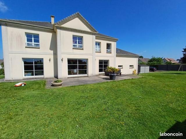 Maison 7 pièces 224 m²