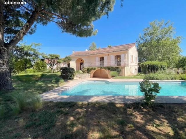 Maison 7 pièces 224 m²