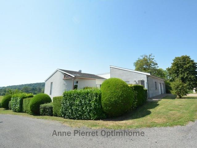 Maison 7 pièces 224 m²