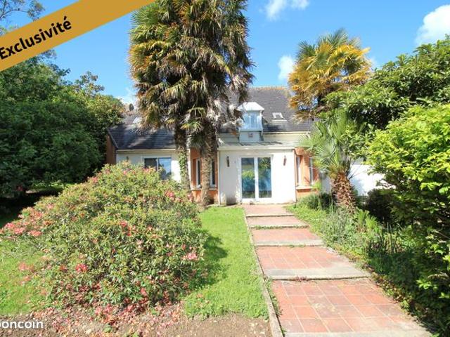 Maison 7 pièces 224 m²