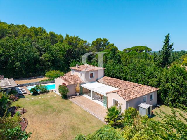 Maison 7 pièces 224 m²