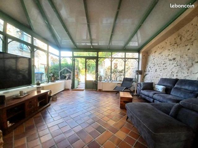 Maison 7 pièces 224 m²