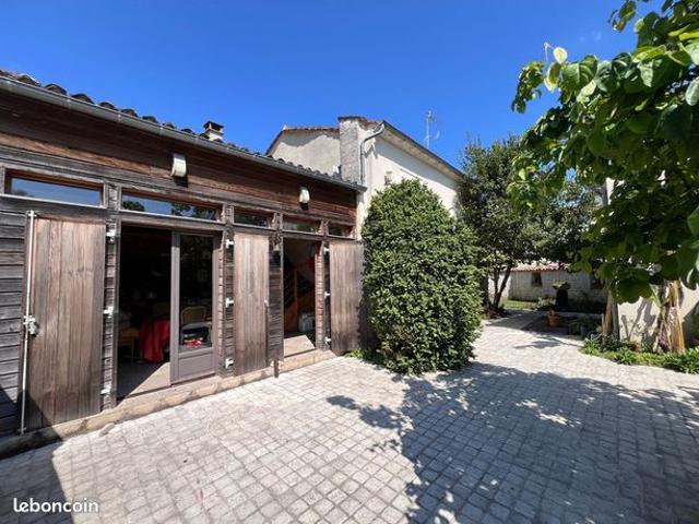 Maison 7 pièces 224 m²