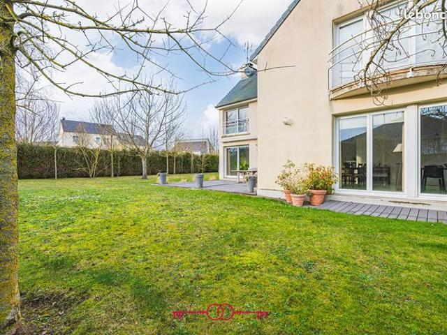 Maison 7 pièces 224 m²