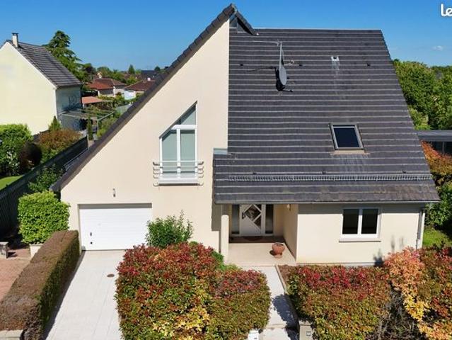 Maison 7 pièces 224 m²