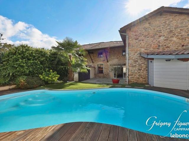 Maison 7 pièces 224 m²
