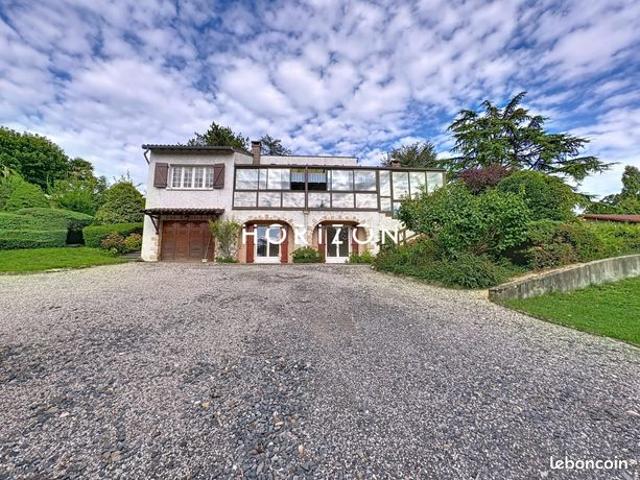Maison 7 pièces 224 m²