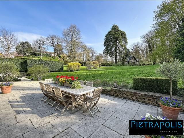 Maison 7 pièces 224 m²