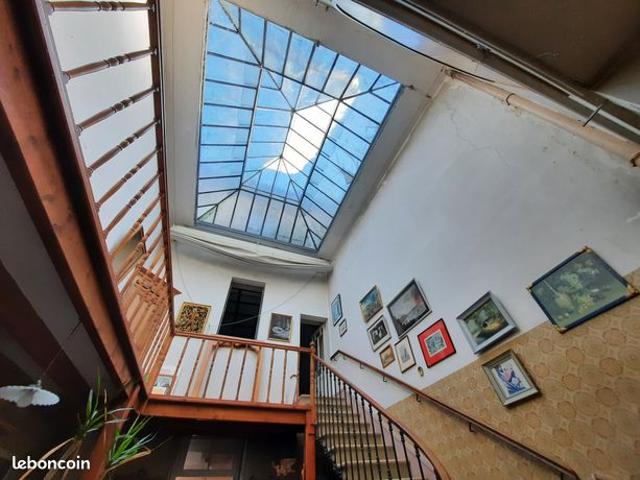Maison 7 pièces 225 m²