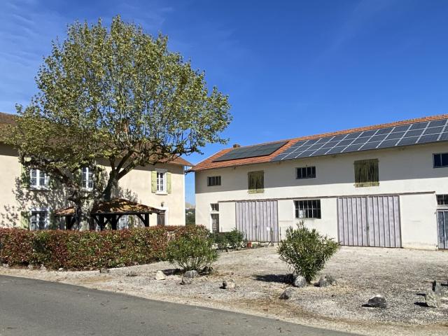 Maison 7 pièces 225 m²