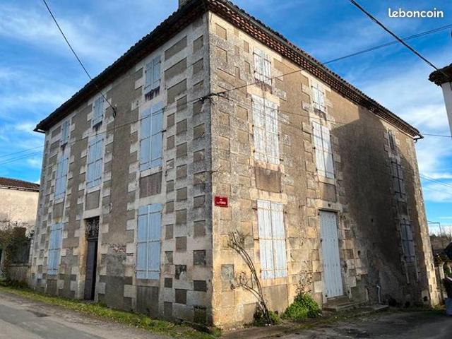 Maison 7 pièces 225 m²