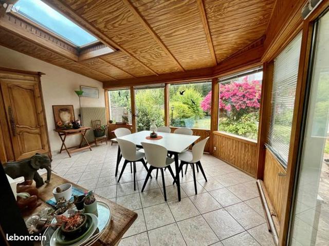 Maison 7 pièces 225 m²