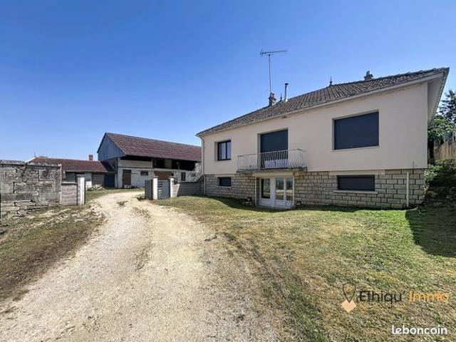 Maison 7 pièces 225 m²