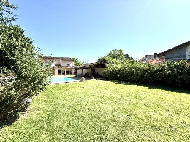 Maison 7 pièces 225 m²