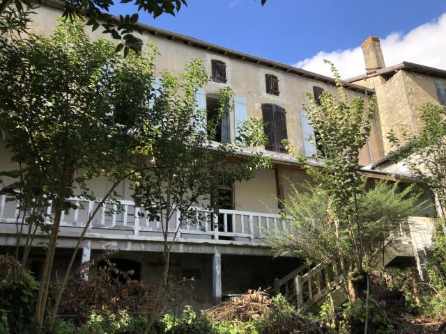 Maison 7 pièces 225 m²
