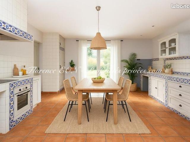 Maison 7 pièces 225 m²