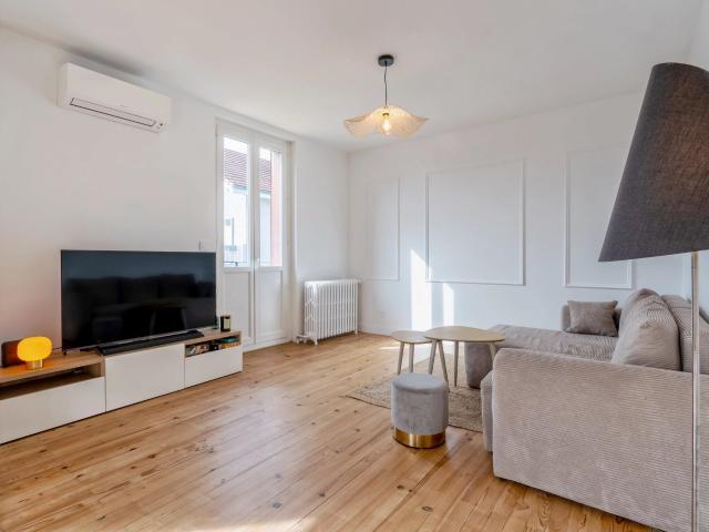Maison 7 pièces 225 m²