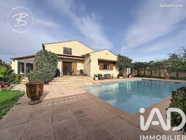 Maison 7 pièces 225 m²