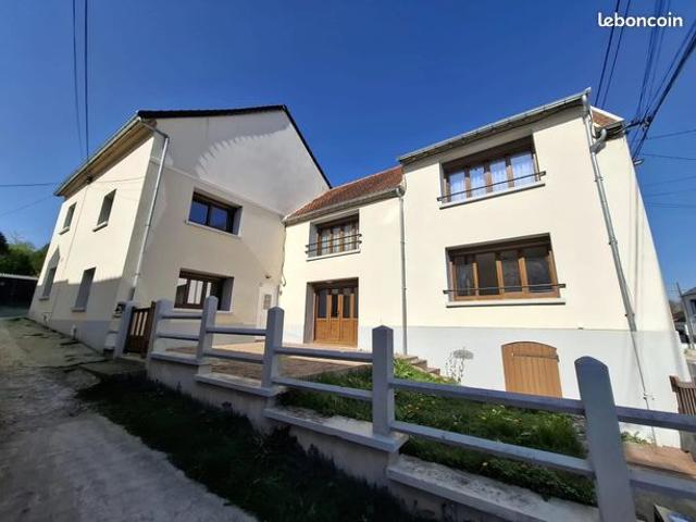 Maison 7 pièces 225 m²