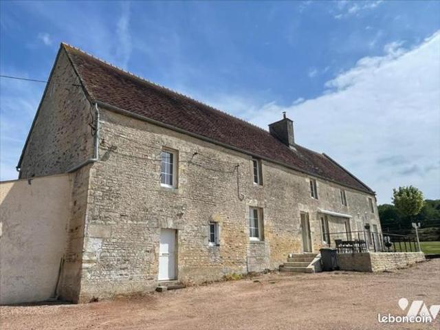 Maison 7 pièces 225 m²