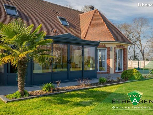 Maison 7 pièces 226 m²