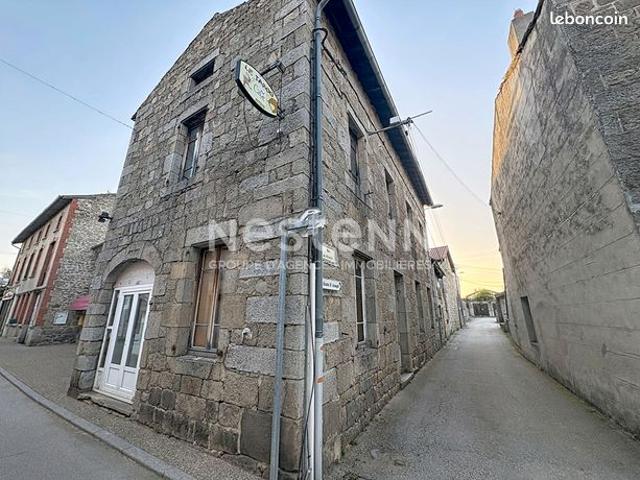 Maison 7 pièces 226 m²